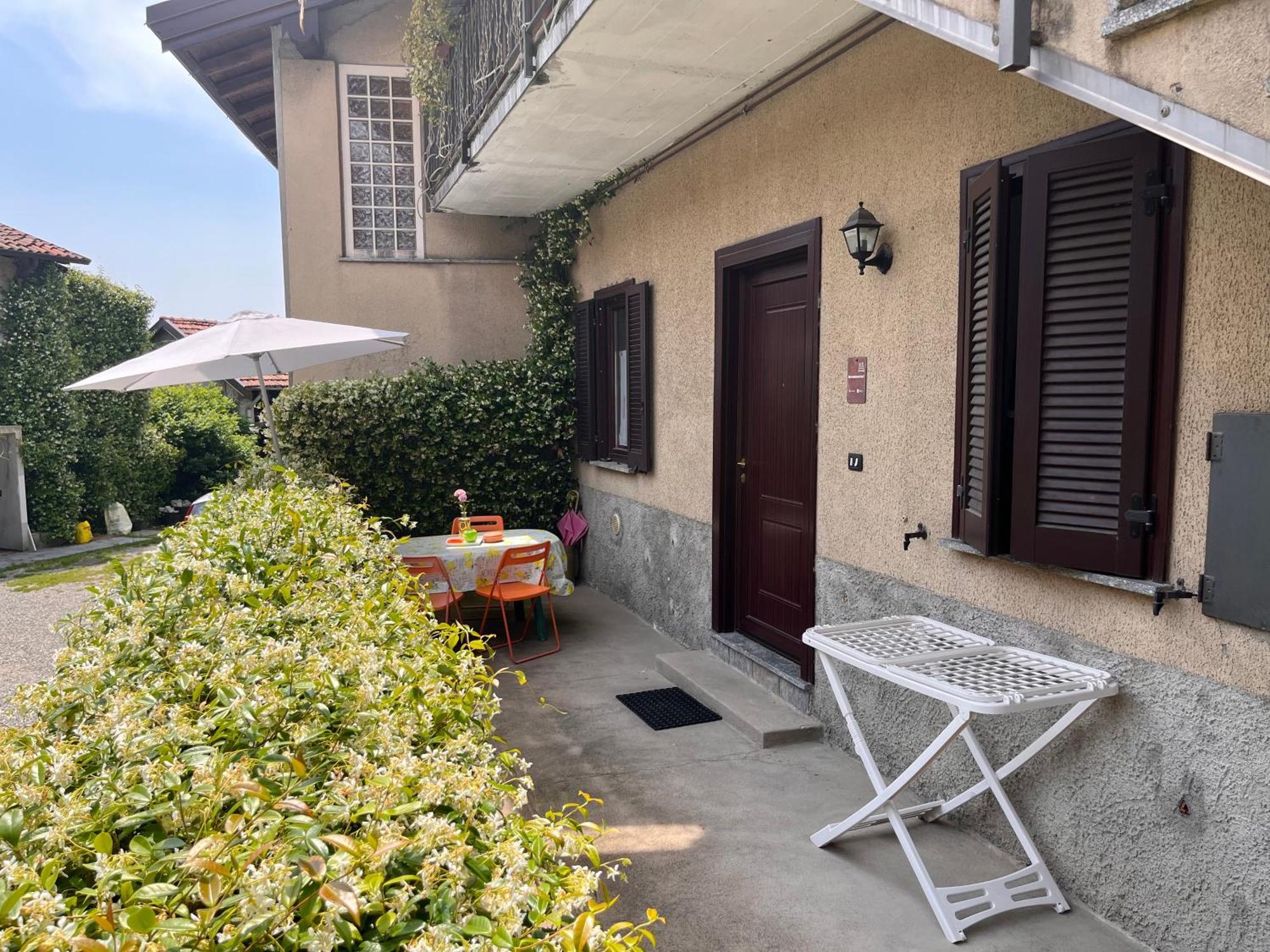 Il Cortile Como Single & Double Room In Apartment No Hotel Luaran gambar